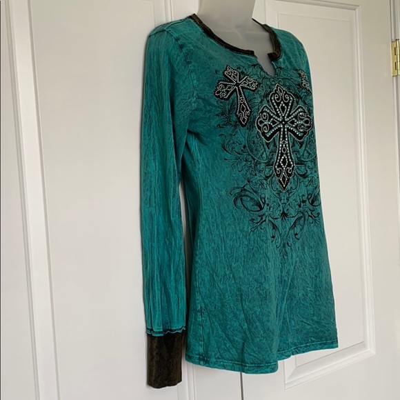 Vocal Embellished Cross Long Sleeve T - Picture 2 of 12